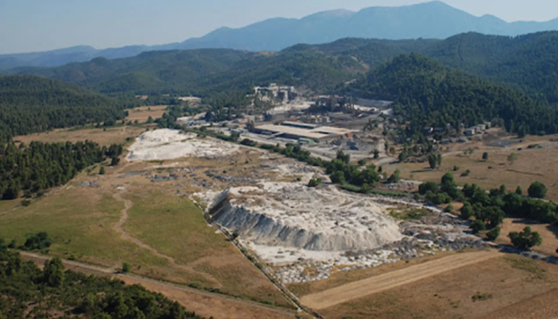 Βιομηχανικός κλάδος — ΤΕΡΝΑ ΛΕΥΚΟΛΙΘΟΙ — 3