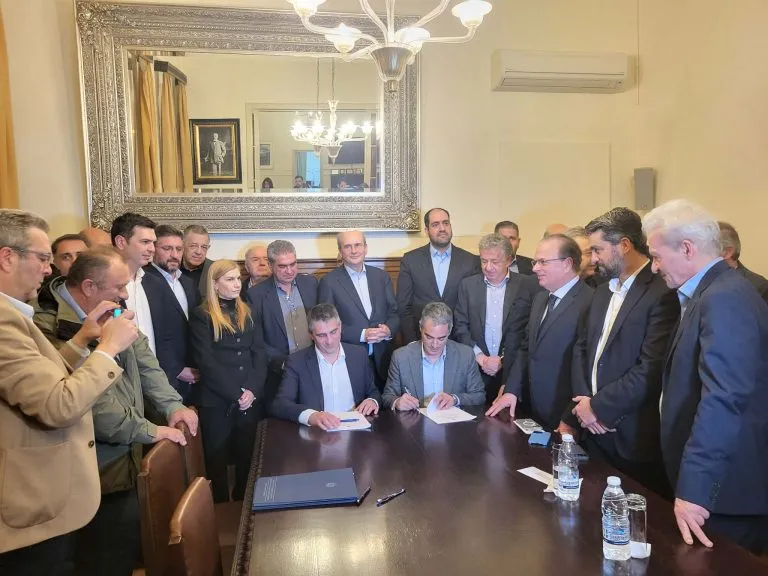 85c4b01c8bd6e85dc4fb4e6e4f612696